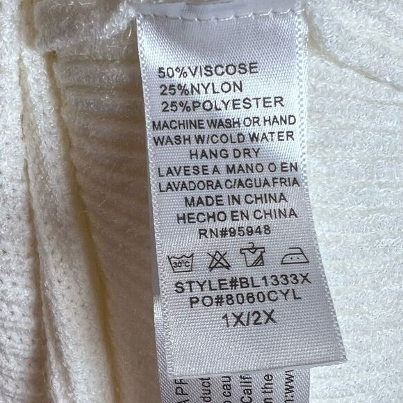Cozy Casual off white V-neck bar back knit sweater size 1X/2X NWT - Picture 4 of 5
